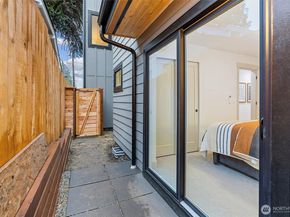 1255 NE 100th Street, Seattle WA 98125