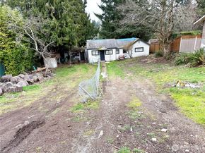 11040 11th Avenue SW, Seattle WA 98146