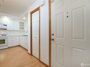 509 1st Street 104, Snohomish WA 98290