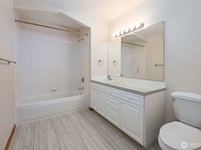 509 1st Street 104, Snohomish WA 98290