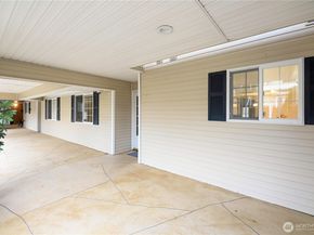 509 1st Street 104, Snohomish WA 98290