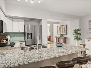 23300 SE Black Nugget Road D3, Issaquah WA 98029