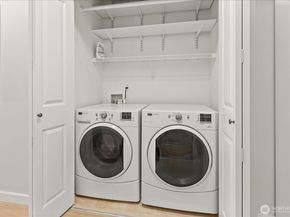 23300 SE Black Nugget Road D3, Issaquah WA 98029