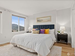 23300 SE Black Nugget Road D3, Issaquah WA 98029