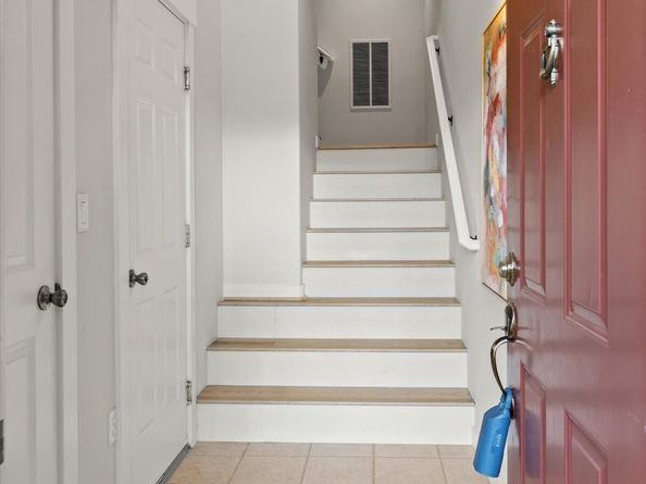 23300 SE Black Nugget Road D3, Issaquah WA 98029