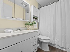 2904 McClain Avenue, Bremerton WA 98310