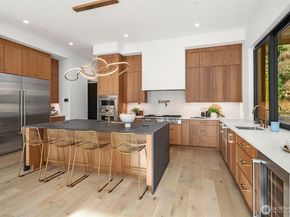 2436 134th Avenue NE, Bellevue WA 98005