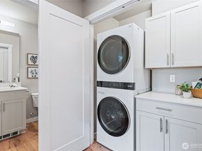 14424 Madison Way E5, Lynnwood WA 98087