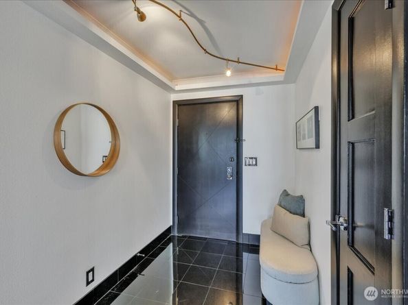 2100 3rd Avenue 2206, Seattle WA 98101