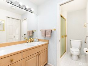 3113 W Harley Street 3115, Seattle WA 98199