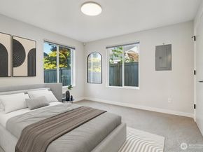 8020 17th Avenue NW, Seattle WA 98117