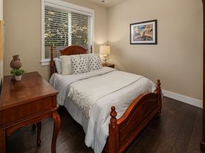 12204 Ashworth Avenue N, Seattle WA 98133