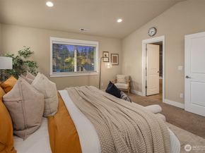 12204 Ashworth Avenue N, Seattle WA 98133