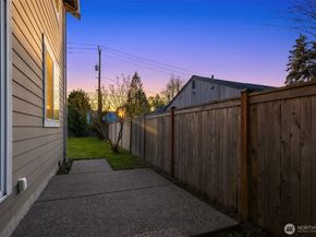 12204 Ashworth Avenue N, Seattle WA 98133