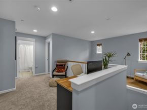 6441 SE Cougar Mountain Way, Bellevue WA 98006