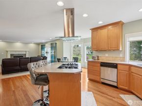 12612 SE 261st Street, Kent WA 98030