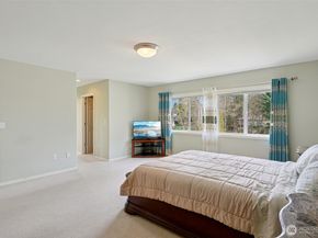 12612 SE 261st Street, Kent WA 98030