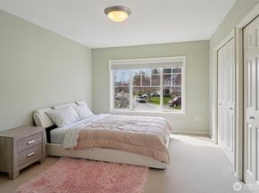 12612 SE 261st Street, Kent WA 98030