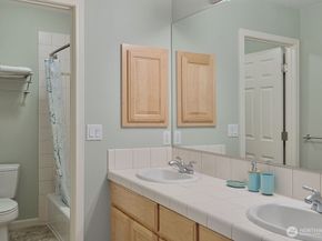 12612 SE 261 Street, Kent WA 98030