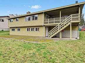 29902 26th Avenue S, Federal Way WA 98003