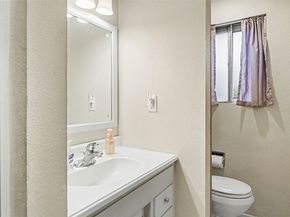 29902 26th Avenue S, Federal Way WA 98003