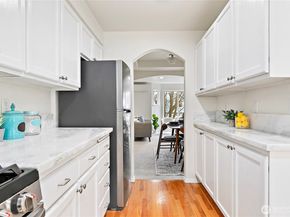 9038 Mary Avenue NW B, Seattle WA 98117