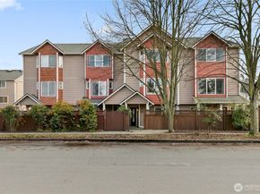9038 Mary Avenue NW B, Seattle WA 98117