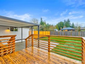 9506 18th Avenue NW, Seattle WA 98117