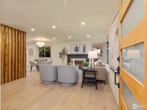 9506 18th Avenue NW, Seattle WA 98117