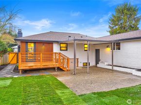 9506 18th Avenue NW, Seattle WA 98117