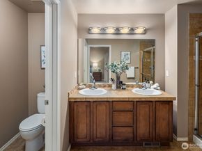 15 164th Street SW J2, Bothell WA 98012