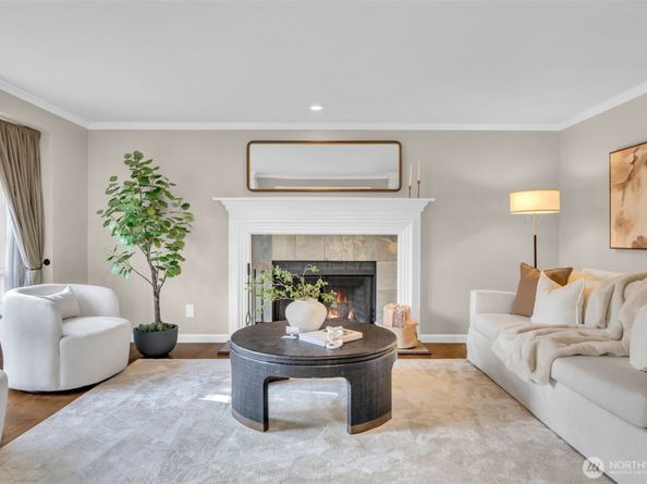 2411 240th Street SE, Bothell WA 98021