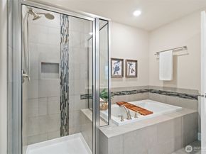 4462 Sand Dollar Street, Bremerton WA 98312