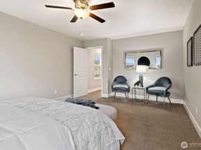 4462 Sand Dollar Street, Bremerton WA 98312