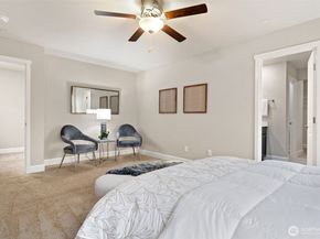 4462 Sand Dollar Street, Bremerton WA 98312