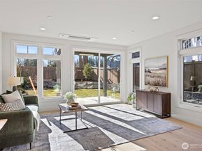 9311 132nd Avenue NE A, Kirkland WA 98033