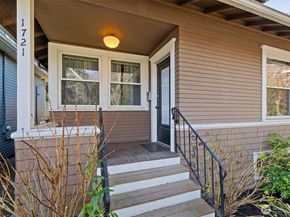 1721 3rd Avenue N, Seattle WA 98109