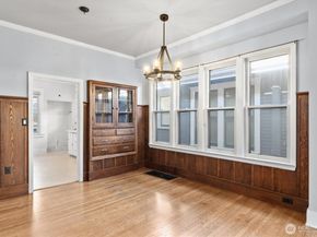 1721 3rd Avenue N, Seattle WA 98109