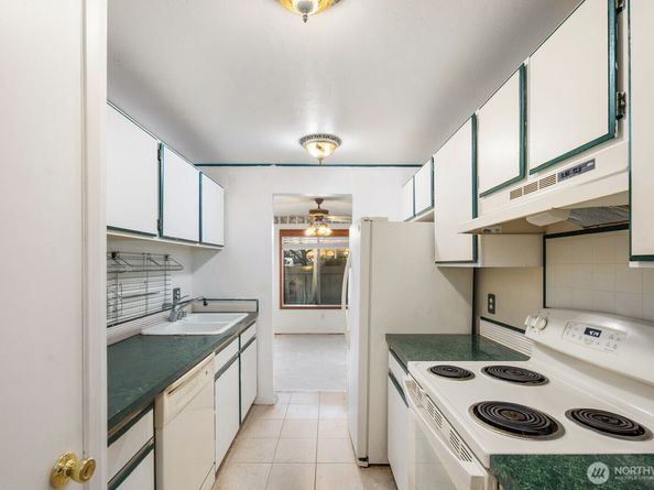 1414 154th Avenue NE 4406, Bellevue WA 98007