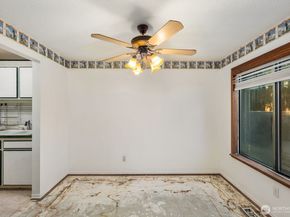 1414 154th Avenue NE 4406, Bellevue WA 98007