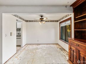 1414 154th Avenue NE 4406, Bellevue WA 98007