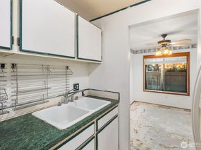 1414 154th Avenue NE 4406, Bellevue WA 98007