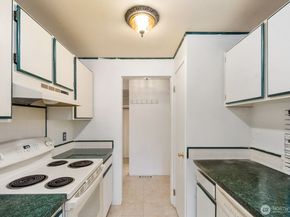 1414 154th Avenue NE 4406, Bellevue WA 98007