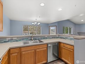 10829 19th Avenue SE 1D, Everett WA 98208