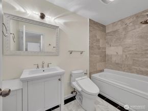 12840 SE 40th Court E1, Bellevue WA 98006