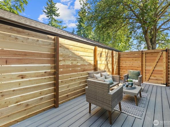 7713 34th Avenue SW, Seattle WA 98126