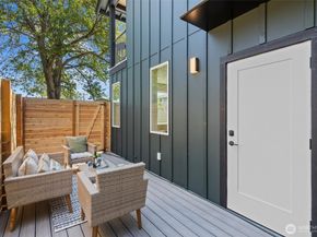 7713 34th Avenue SW, Seattle WA 98126