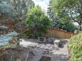 2208 S 380th Street, Federal Way WA 98003