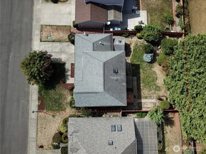 2208 S 380th Street, Federal Way WA 98003