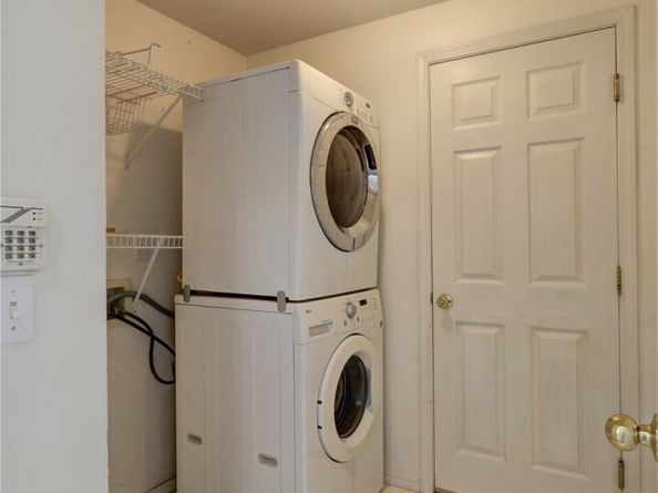 2208 S 380th Street, Federal Way WA 98003